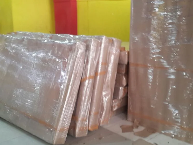 Delhi Packers office shifting team moving furniture in Delhi business district